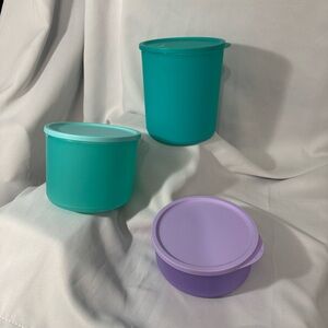 Tupperware Set of 3 Basic Bright Round Canister/ Containers in Teal & Purple